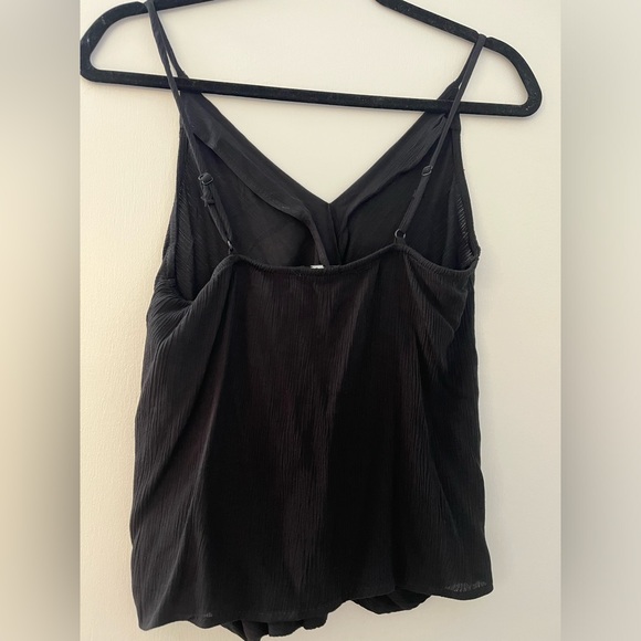 Black cropped spaghetti strap tank blouse in a size large - Picture 12 of 12